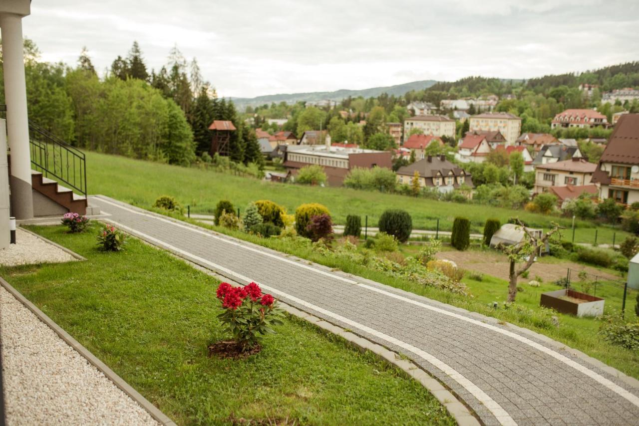 Apartament Sloneczna Rapsodia - Blisko Parku Zdrojowego - Piekny Widok - Ogrod - Taras ラプカ エクステリア 写真